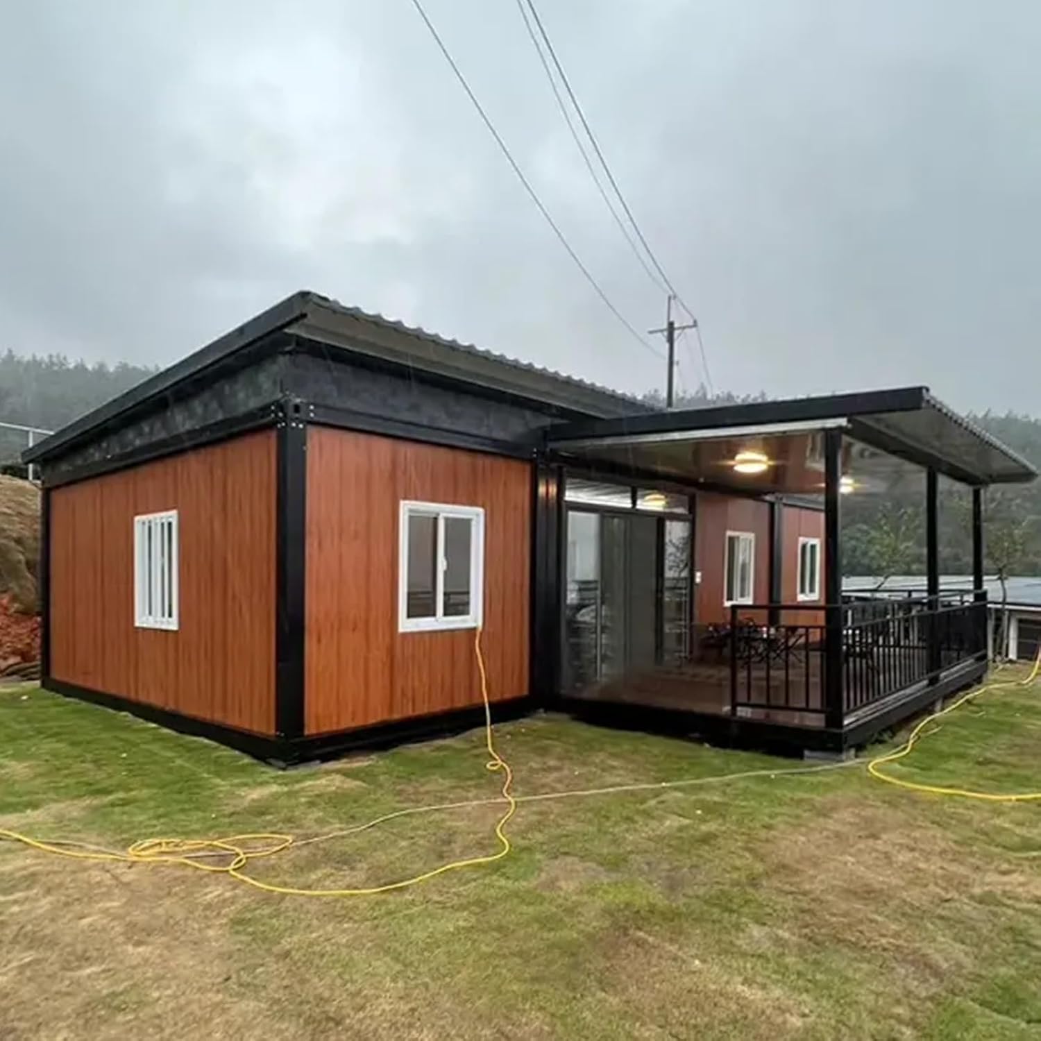 Explore Space-Saving Luxury: Review the Compact Prefab Tiny Home!